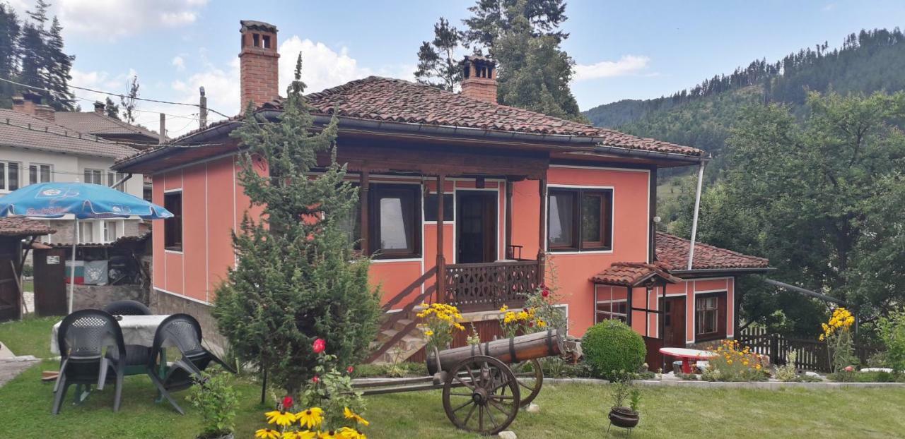 Mechta Guest House Koprivshtitsa Exterior foto